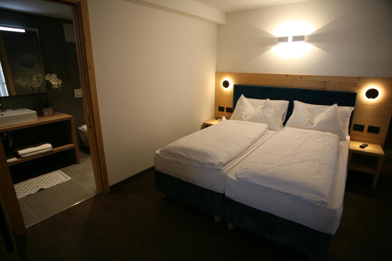 Alpen Hotel Vidi Madonna di Campiglio Ngoại thất bức ảnh