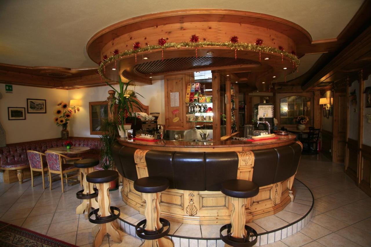 Alpen Hotel Vidi Madonna di Campiglio Ngoại thất bức ảnh