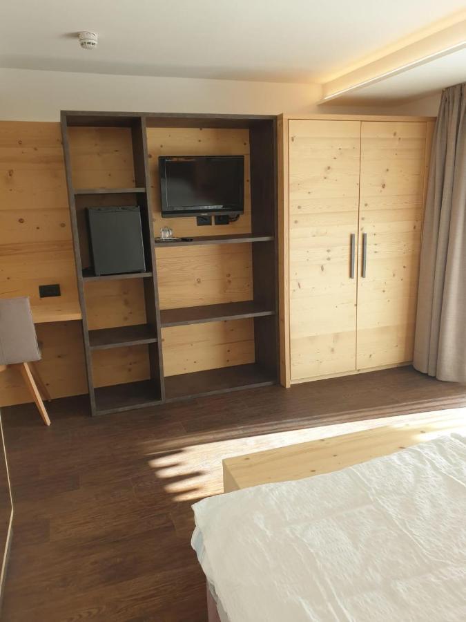 Alpen Hotel Vidi Madonna di Campiglio Ngoại thất bức ảnh