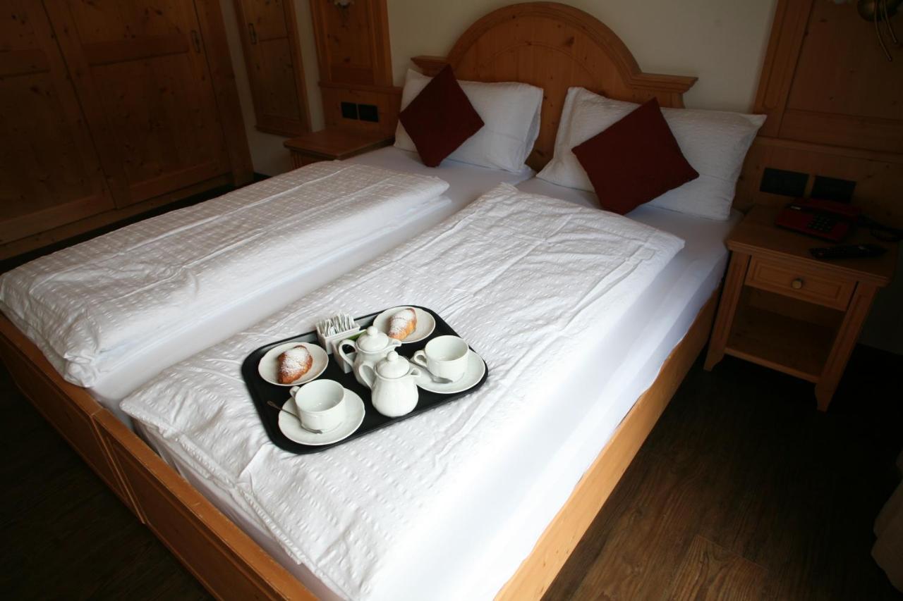Alpen Hotel Vidi Madonna di Campiglio Ngoại thất bức ảnh