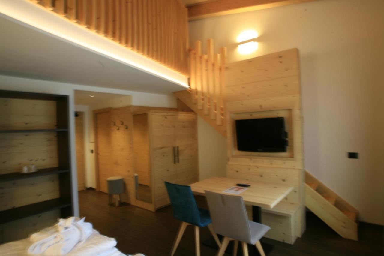 Alpen Hotel Vidi Madonna di Campiglio Ngoại thất bức ảnh