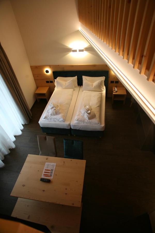 Alpen Hotel Vidi Madonna di Campiglio Ngoại thất bức ảnh