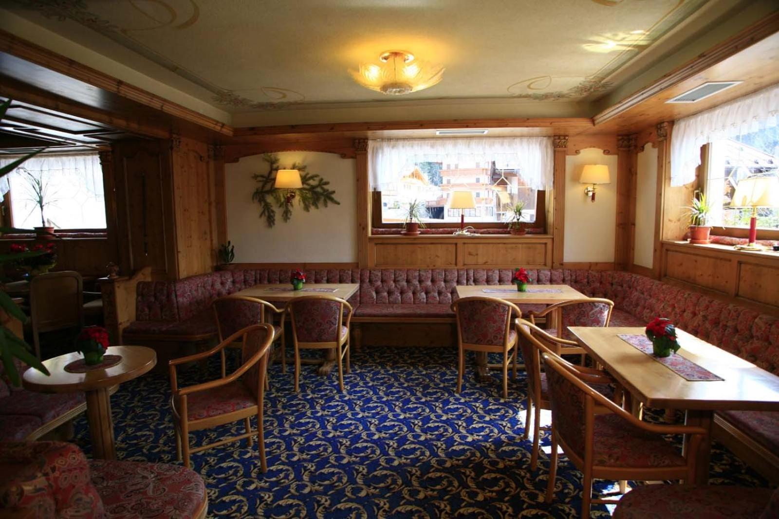 Alpen Hotel Vidi Madonna di Campiglio Ngoại thất bức ảnh